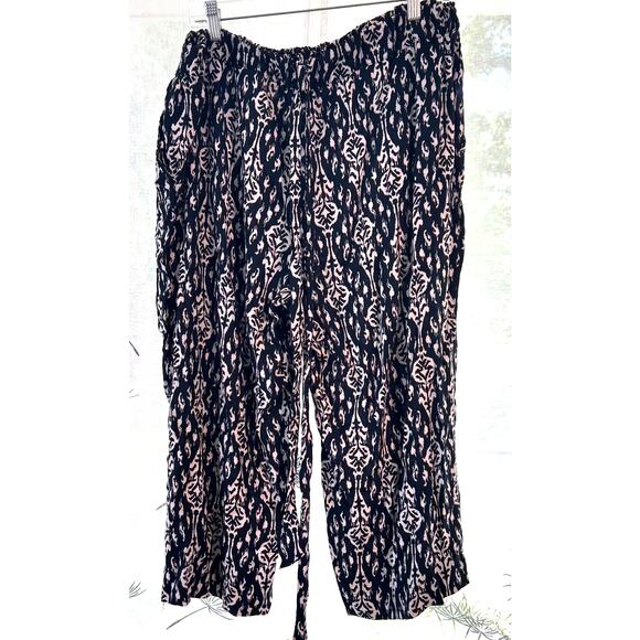 Wide Leg Cropped Pants Elastic Waist Black Aztec Flowing Boho Chic DASH SZ L - Picture 3 of 7